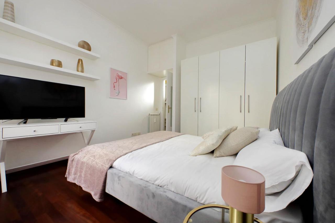 Domus Lou Elegante Appartamento In Trastevere Roma Ngoại thất bức ảnh
