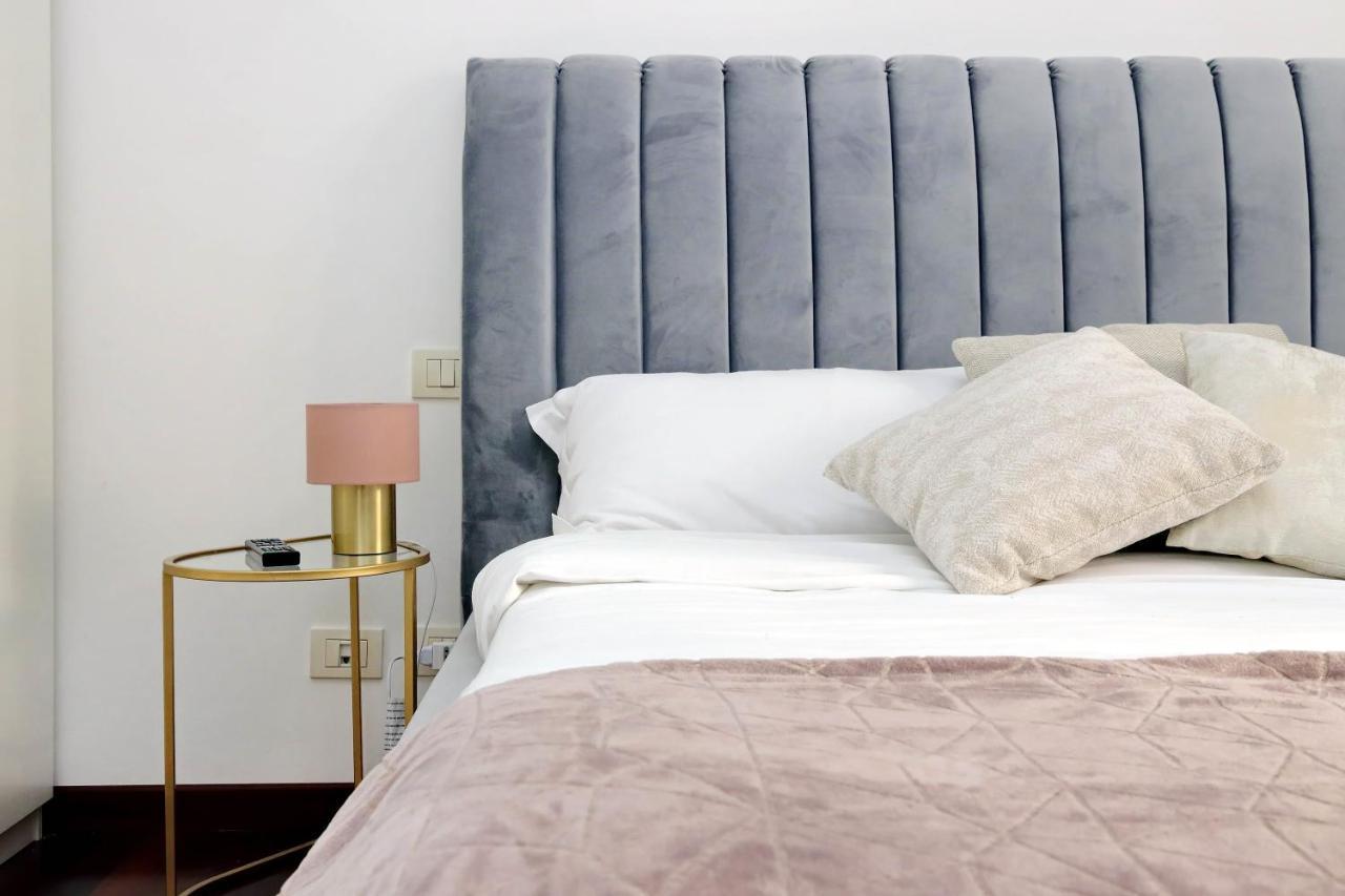 Domus Lou Elegante Appartamento In Trastevere Roma Ngoại thất bức ảnh
